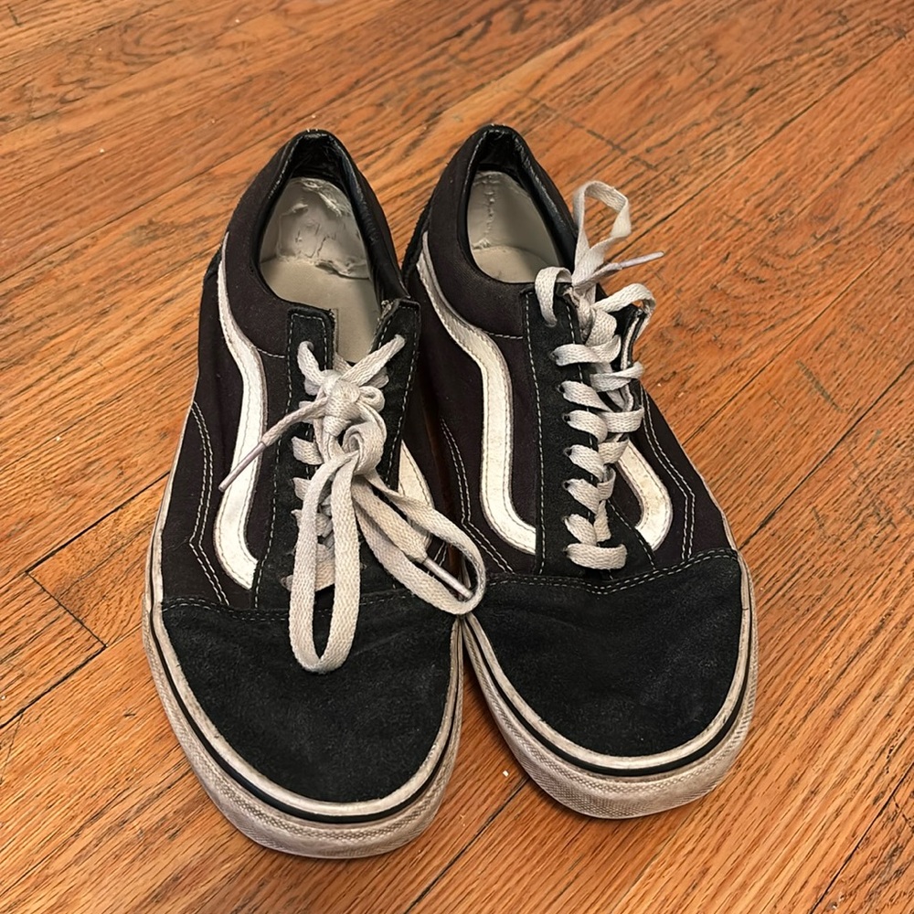 Black vans